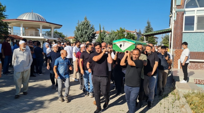 Kırıkkale, Gençyılmaz'ı gözyaşlarıyla uğurladı
