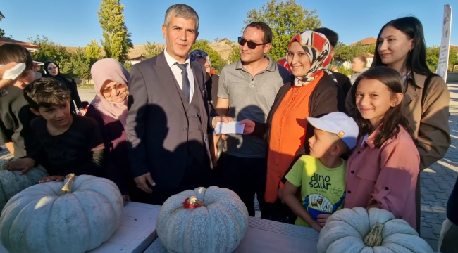 Kabak festivali renkli görüntülere sahne oldu