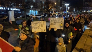 İHH'dan coşkulu fener alayı etkinliği