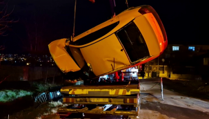 Son Dakika…! Araç kanala düştü