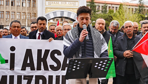 Cuma namazı sonrası idam kararı protesto edildi